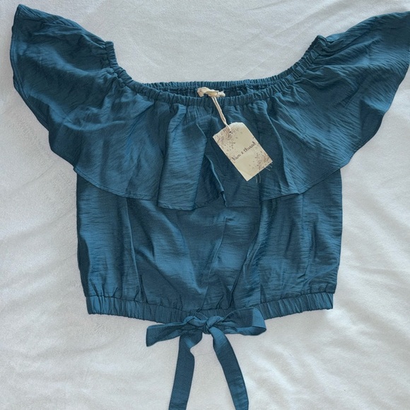 Hem & Threads women’s blouse size small NWT - Picture 2 of 7